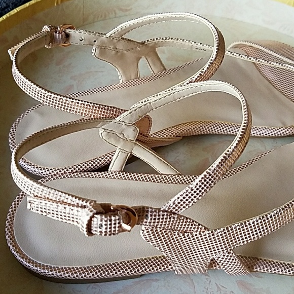 NINE WEST Rose Gold Sandals - Picture 3 of 5
